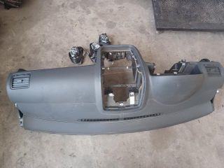 bontott VW GOLF V Műszerfal Héj