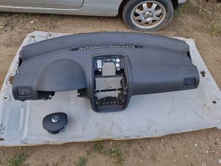 bontott VW GOLF V Műszerfal Héj