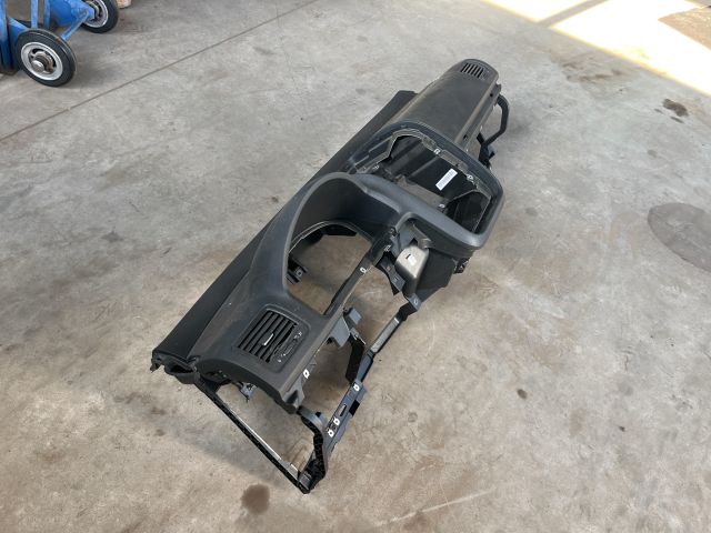 bontott VW GOLF V Műszerfal Héj