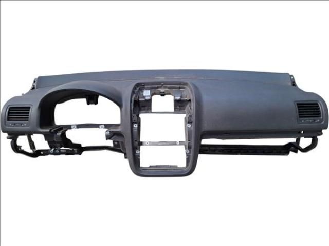 bontott VW GOLF V Műszerfal Héj