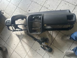 bontott VW GOLF V Műszerfal Héj