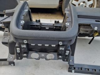 bontott VW GOLF V Műszerfal Héj