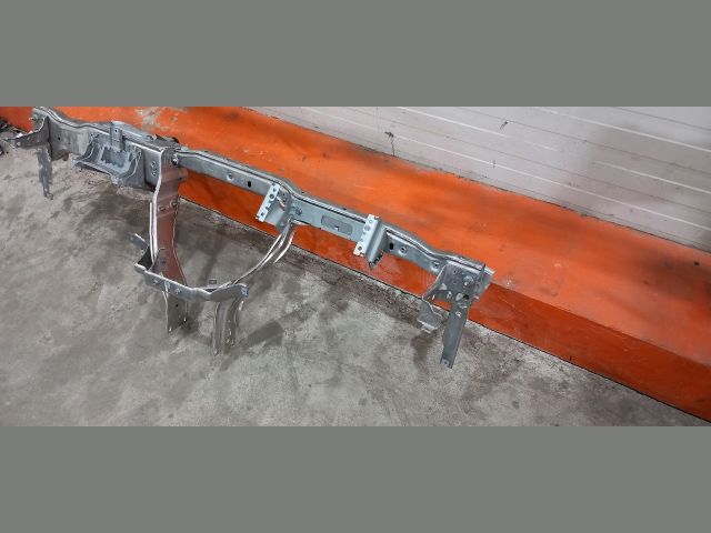 bontott VW GOLF V Műszerfal Tartó Vas