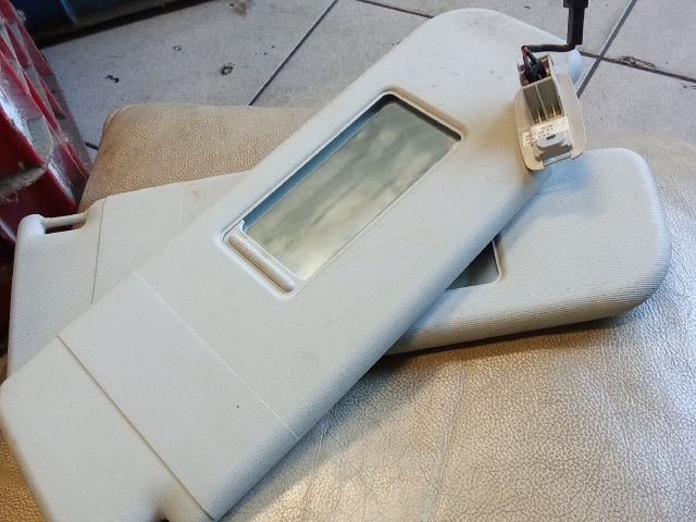 bontott VW GOLF V Napellenző Pár