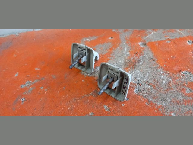 bontott VW GOLF V Napellenző Tartó (Pozíciófüggetlen)