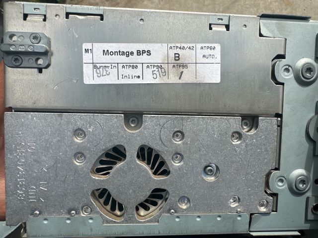 bontott VW GOLF V Navigációs Fejegység