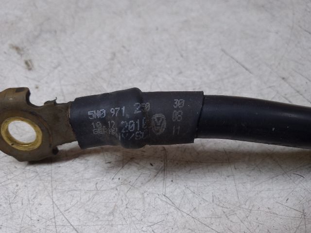 bontott VW GOLF V Negatív Kábel