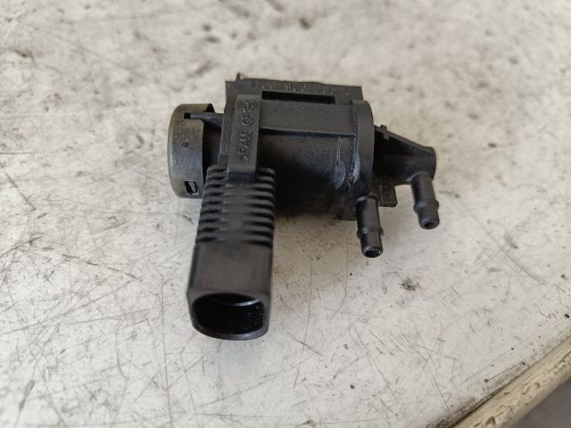 bontott VW GOLF V Nyomásszabályzó Szelep