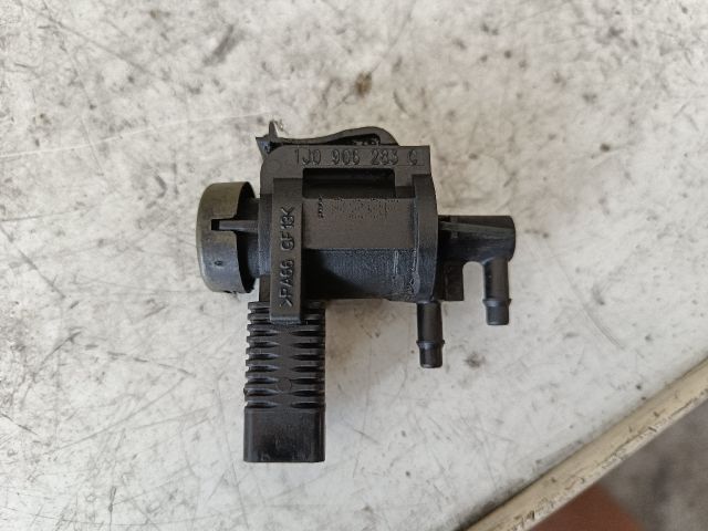 bontott VW GOLF V Nyomásszabályzó Szelep