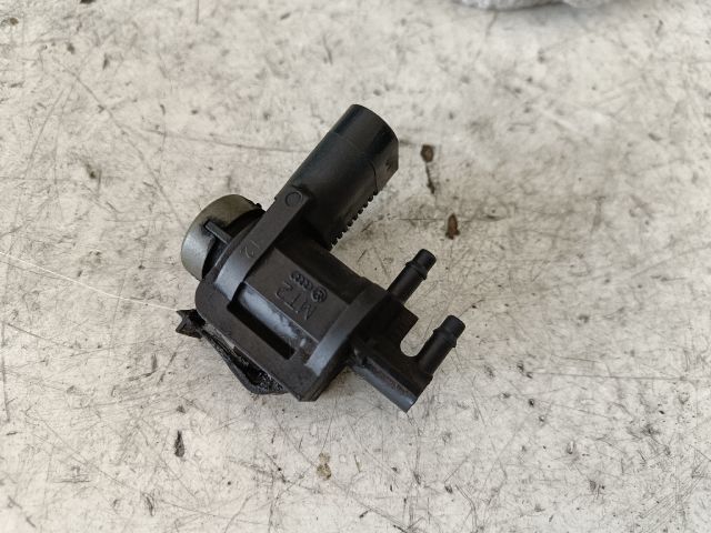 bontott VW GOLF V Nyomásszabályzó Szelep