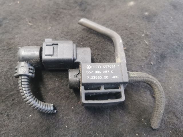 bontott VW GOLF V Nyomásszabályzó Szelep