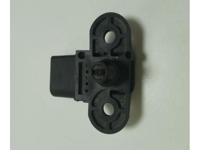 bontott VW GOLF V Nyomástartó Szelep