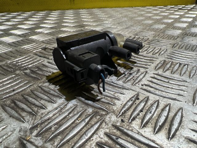 bontott VW GOLF V Nyomástartó Szelep