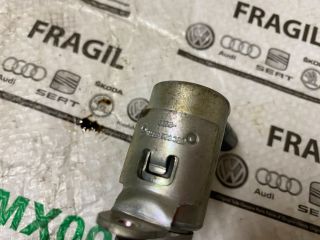 bontott VW GOLF V Okos Kerékszelep