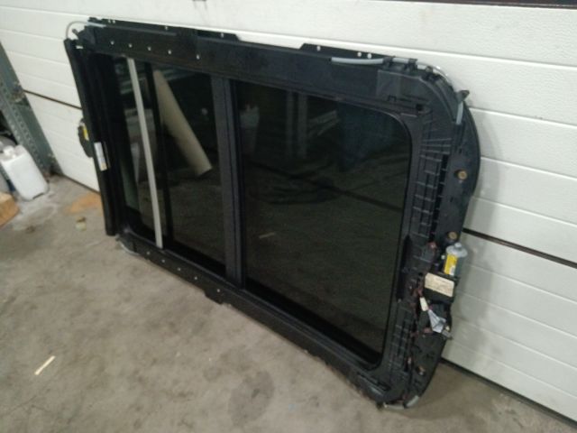 bontott VW GOLF V Panoráma Tető