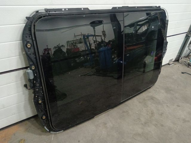 bontott VW GOLF V Panoráma Tető