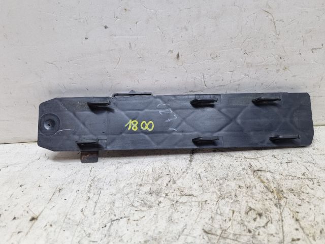 bontott VW GOLF V Pollenszűrő Fedél