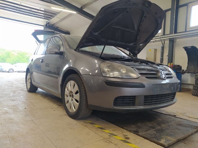 bontott VW GOLF V Pótféklámpa