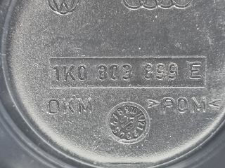 bontott VW GOLF V Pótkerék Rögzítő