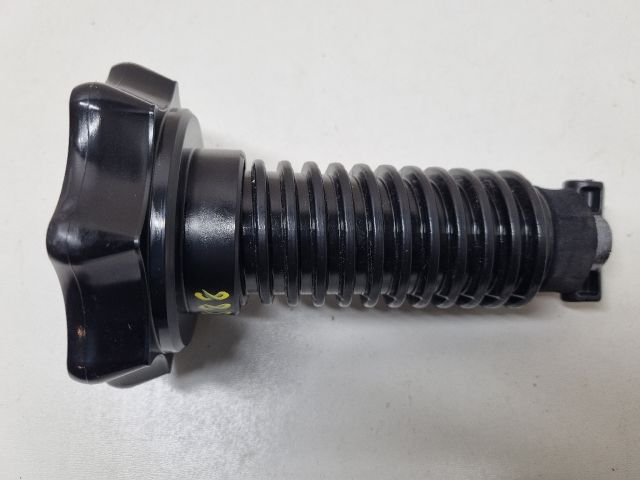 bontott VW GOLF V Pótkerék Rögzítő