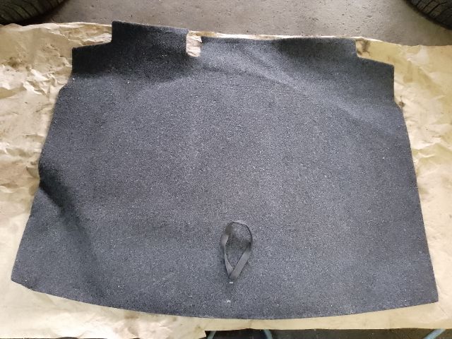 bontott VW GOLF V Pótkerék Takaró