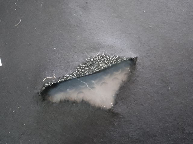 bontott VW GOLF V Pótkerék Takaró