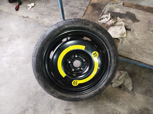 bontott VW GOLF V Pótkerék