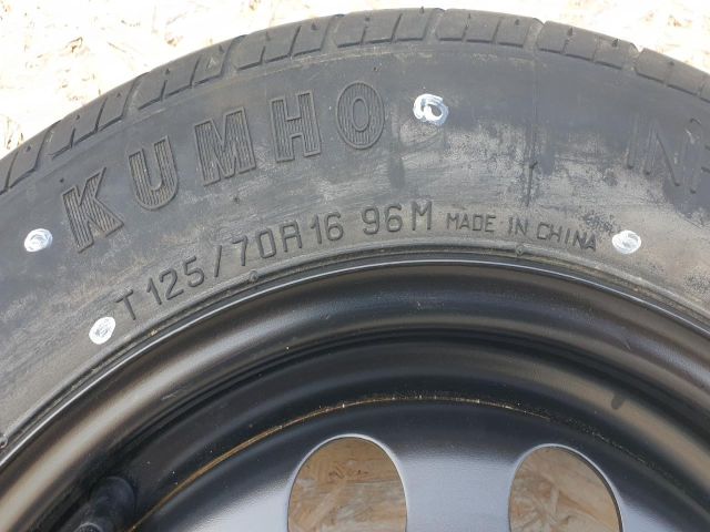 bontott VW GOLF V Pótkerék