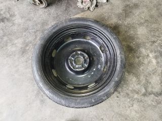 bontott VW GOLF V Pótkerék