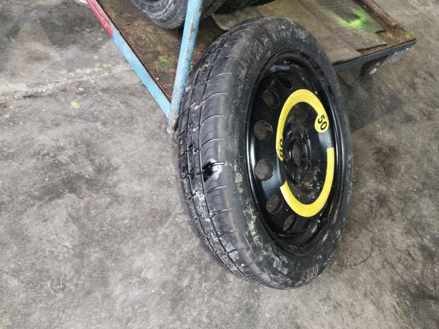 bontott VW GOLF V Pótkerék