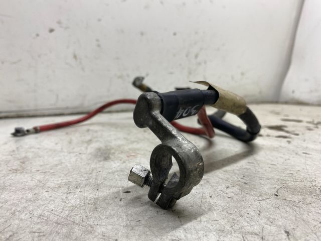 bontott VW GOLF V Pozitív Kábel