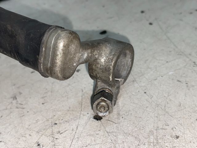 bontott VW GOLF V Pozitív Kábel