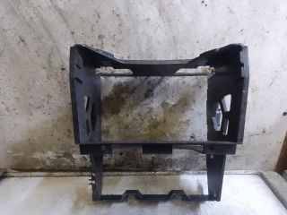 bontott VW GOLF V Rádió / CD Keret