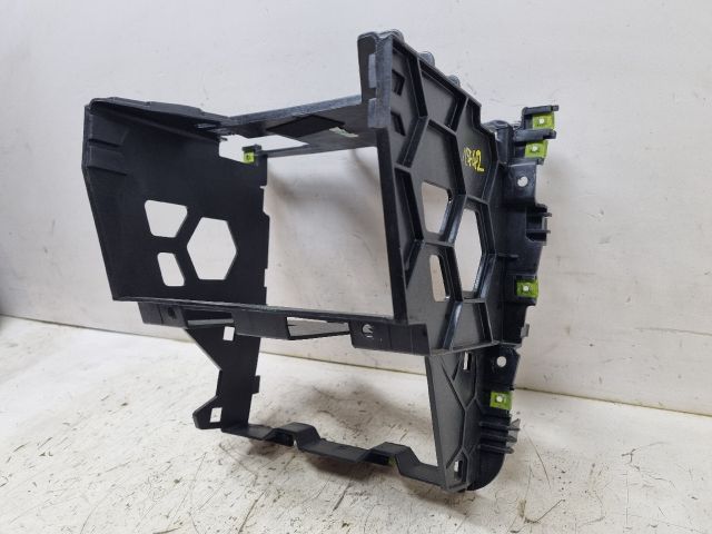 bontott VW GOLF V Rádió / CD Keret