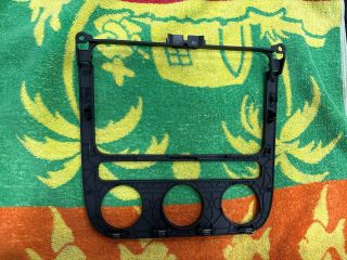 bontott VW GOLF V Rádió / CD Keret