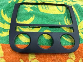 bontott VW GOLF V Rádió / CD Keret