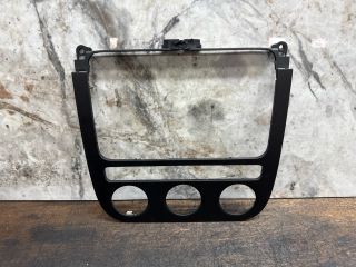 bontott VW GOLF V Rádió / CD Keret