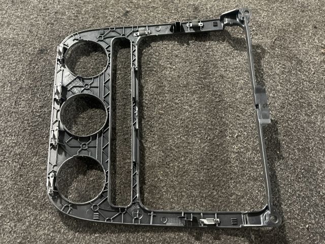 bontott VW GOLF V Rádió / CD Keret