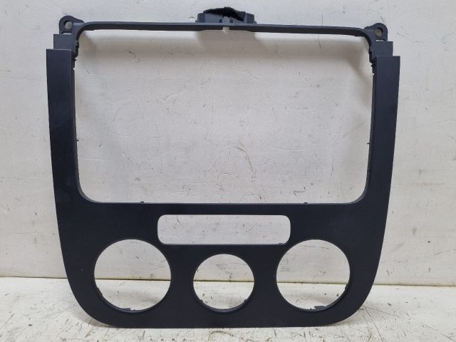 bontott VW GOLF V Rádió / CD Keret