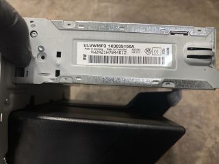 bontott VW GOLF V Rádió / CD