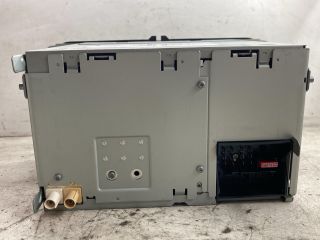 bontott VW GOLF V Rádió / CD