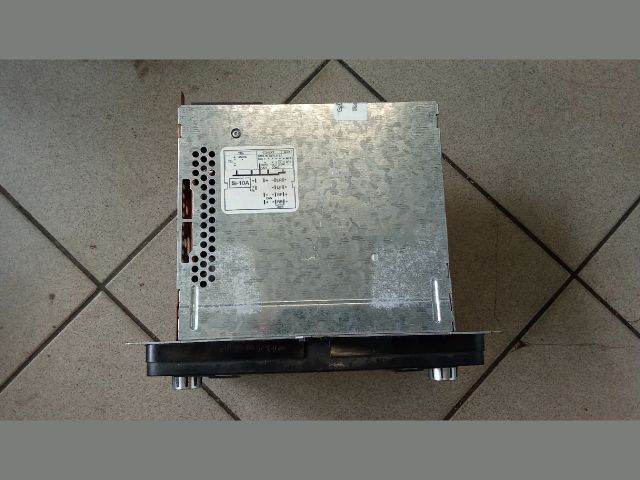 bontott VW GOLF V Rádió / CD