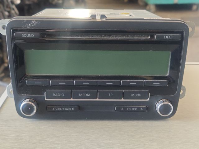 bontott VW GOLF V Rádió / CD