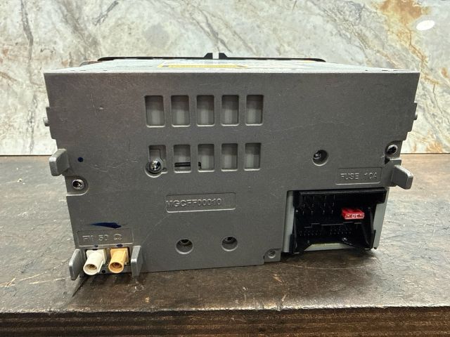 bontott VW GOLF V Rádió / CD