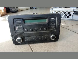 bontott VW GOLF V Rádió / CD