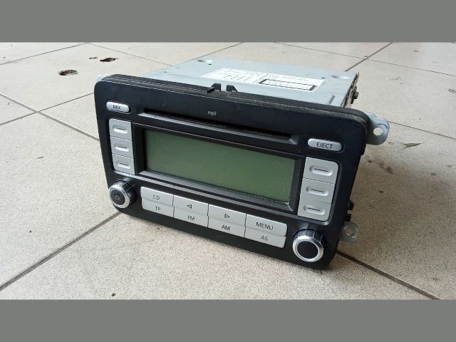 bontott VW GOLF V Rádió / CD