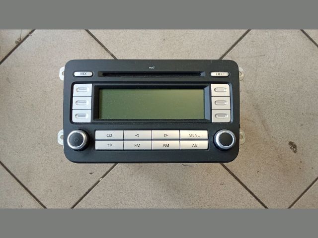 bontott VW GOLF V Rádió / CD