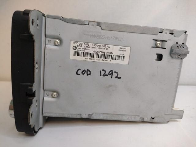 bontott VW GOLF V Rádió / CD