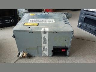 bontott VW GOLF V Rádió / CD