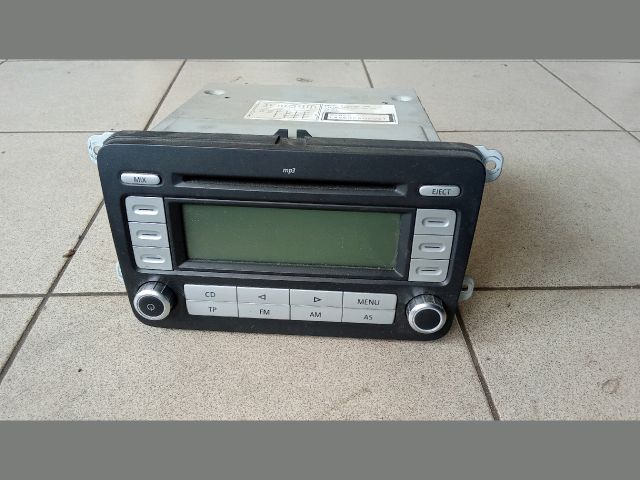 bontott VW GOLF V Rádió / CD